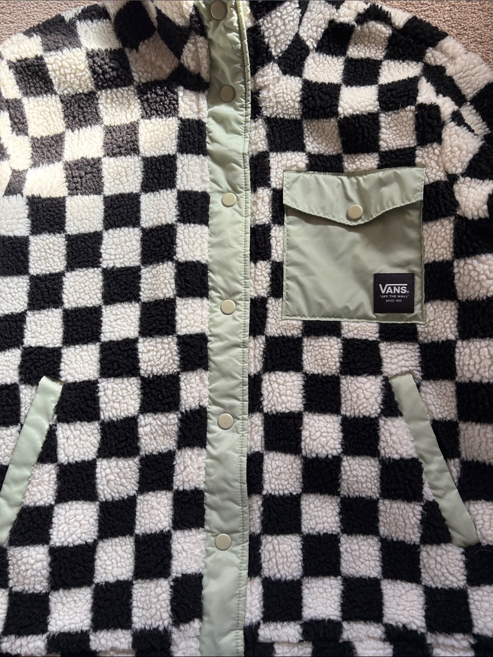 Vans | Checkerboard Sherpa Jacket in Black & White with Mint Trim - Picture 4 of 11
